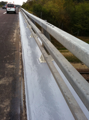 Étanchéité résine — application du primaire d'accrochage